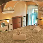The Painter's Nest With Private Garden Cima