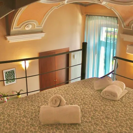 The Painter's Nest With Private Garden 시마
